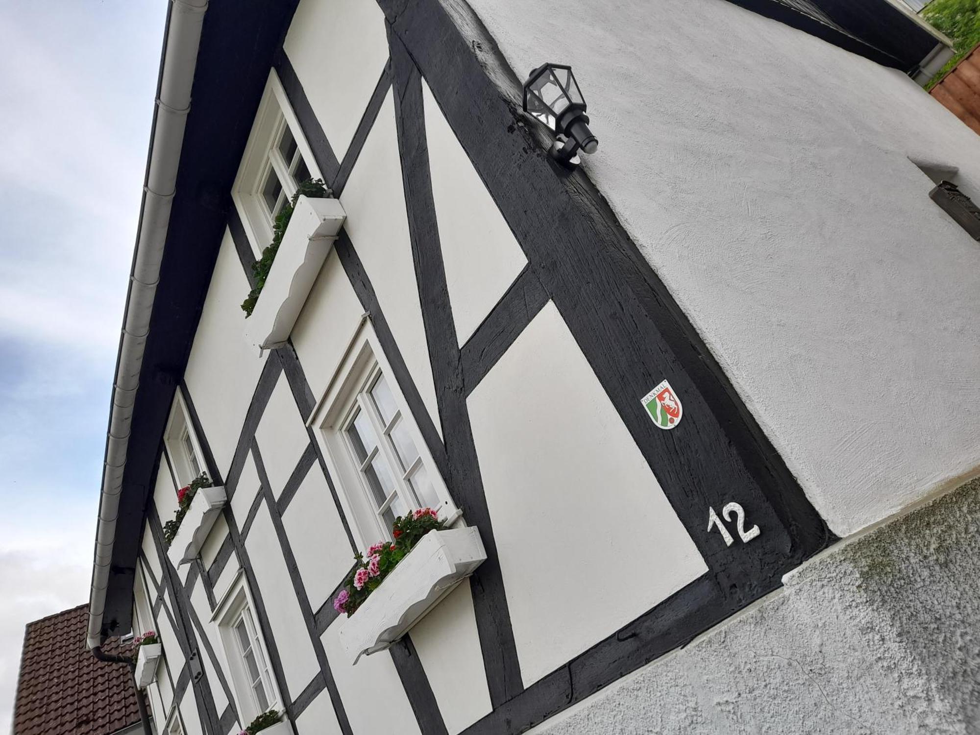 Altes Zollhaus Der Burg Hachen Villa Enkhausen Bagian luar foto